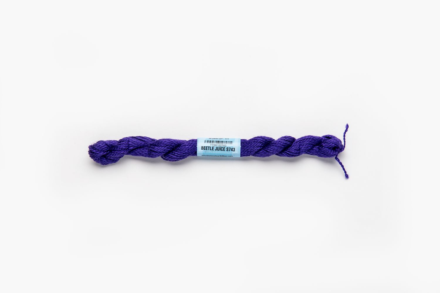 Essentials Skeins - 743 - Beetle Juice