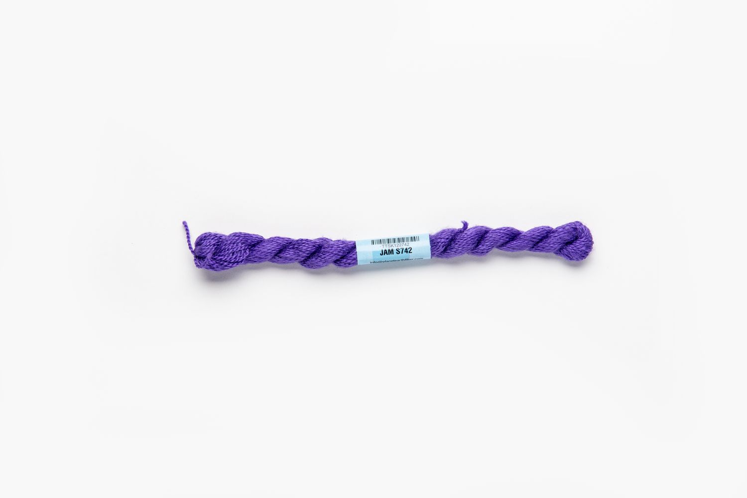 Essentials Skeins - 742 - Jam