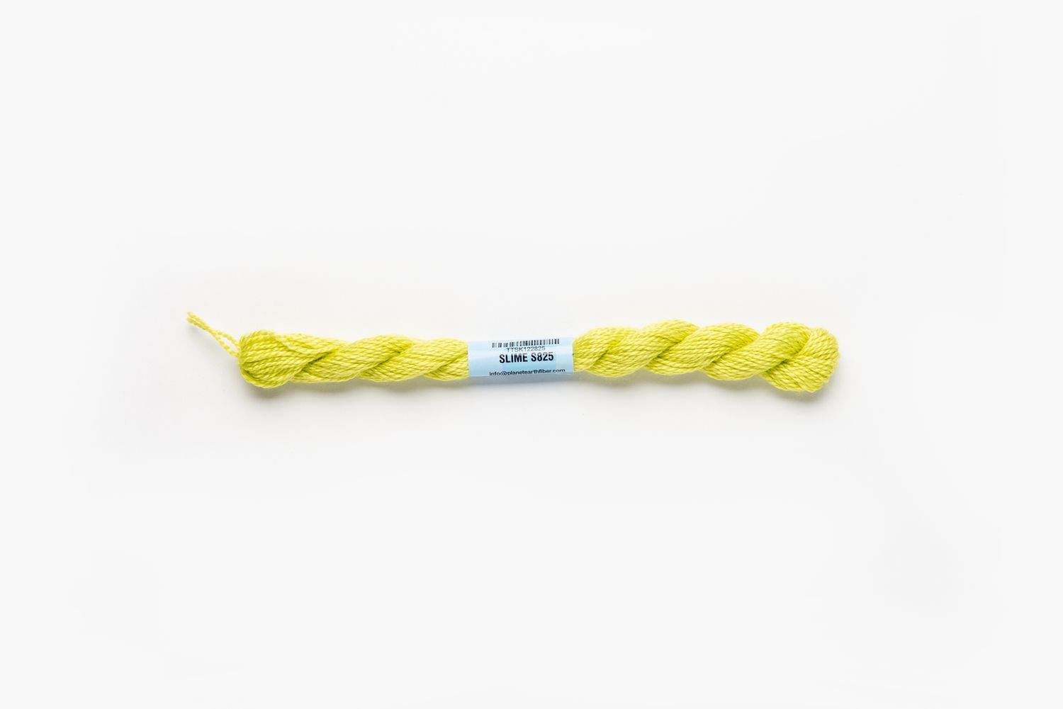 Essentials Skeins - 825 - Slime