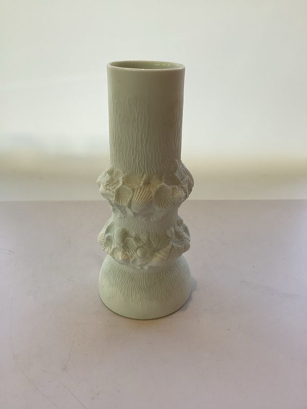 Kaiser Porcelain Shell Vase