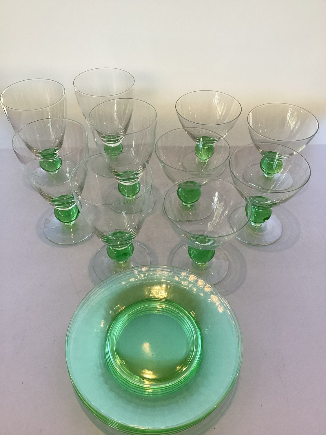 Uranium Oxide Fluorescent Glasses and Saucers