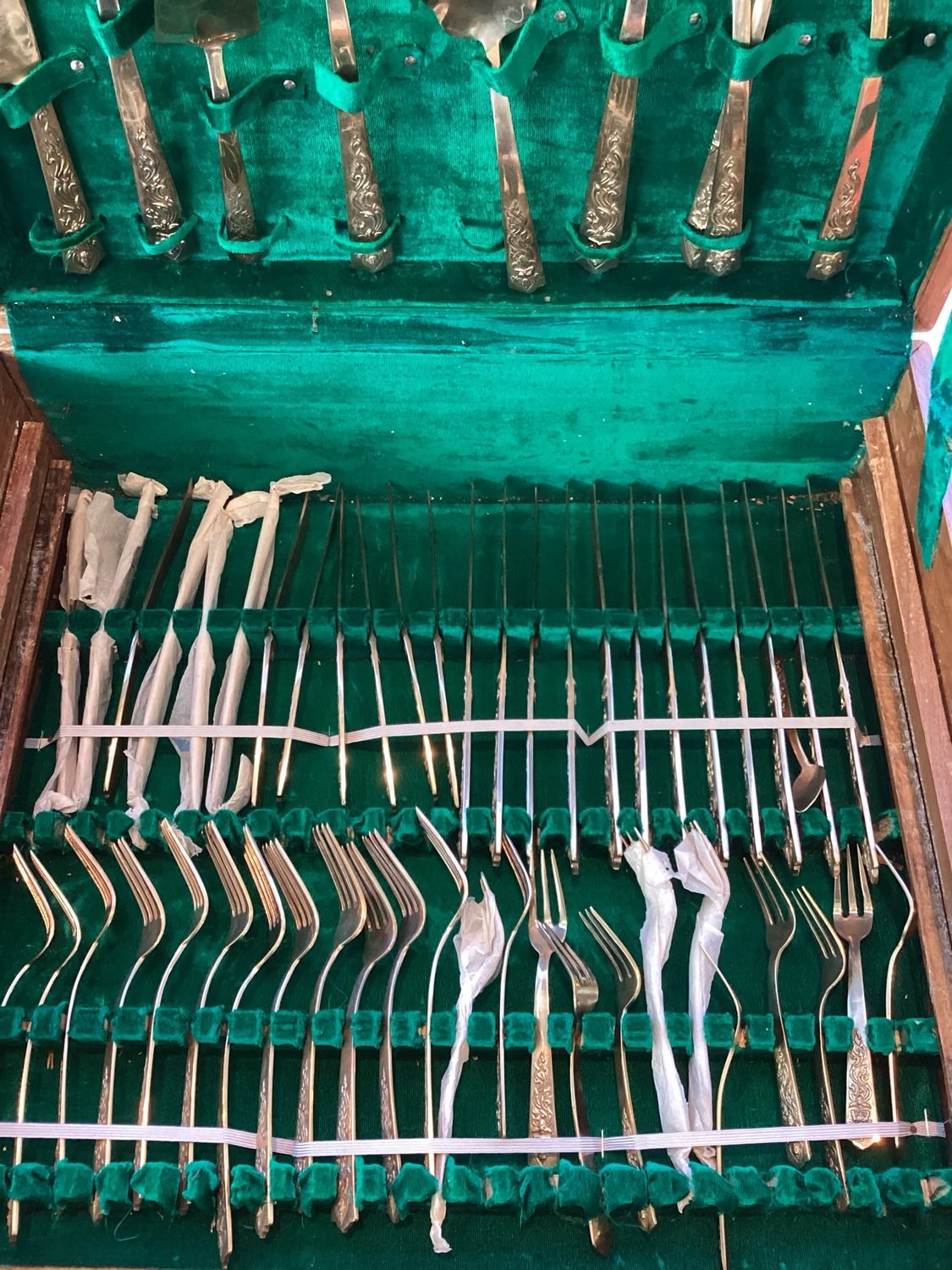 145 Piece Brass Flatware Set By James Quality Jewelers