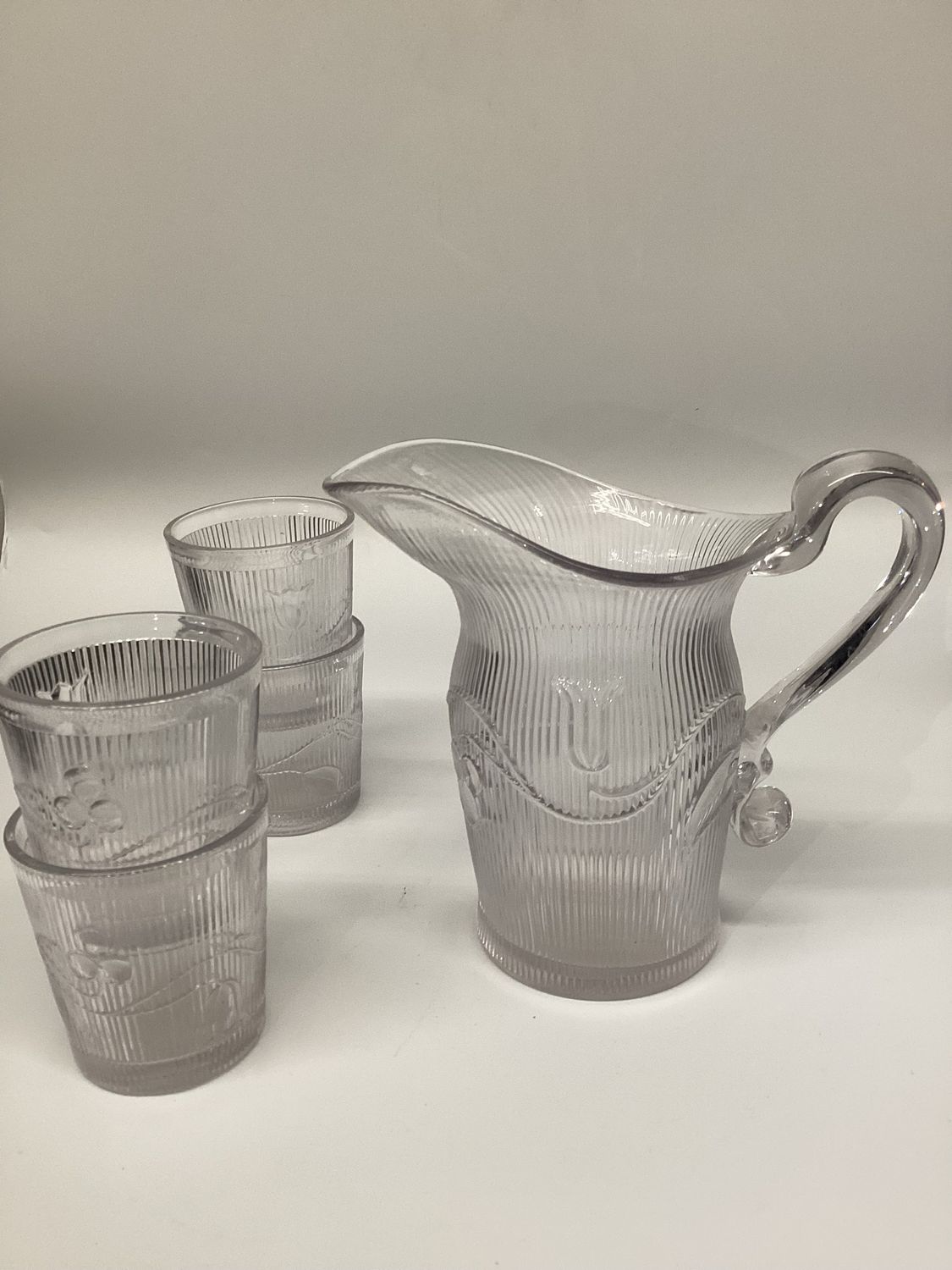 MMA Bellflower Pattern Glass Pitcher and 4 Glasses