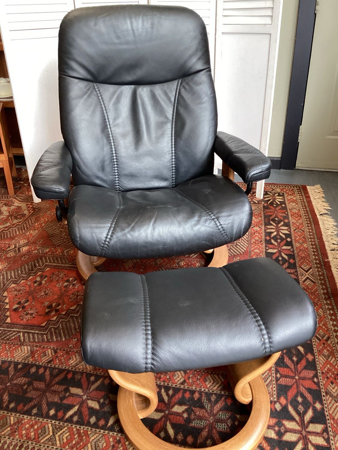 Stressless Leather Recliner by Ekornes, Large