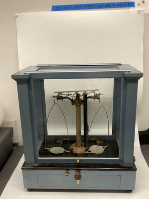 Antique &#39;Chainomatic&#39; Balance Scale in Case
