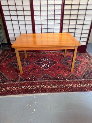 Danish Style Expanding Dining Table w/ Leaves