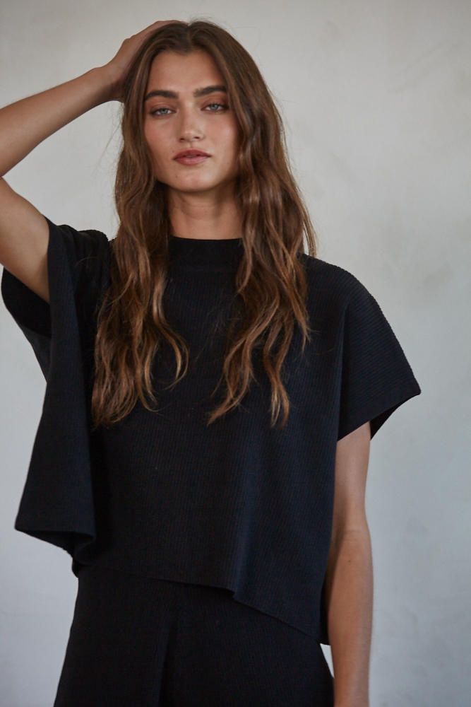 Leonie Top