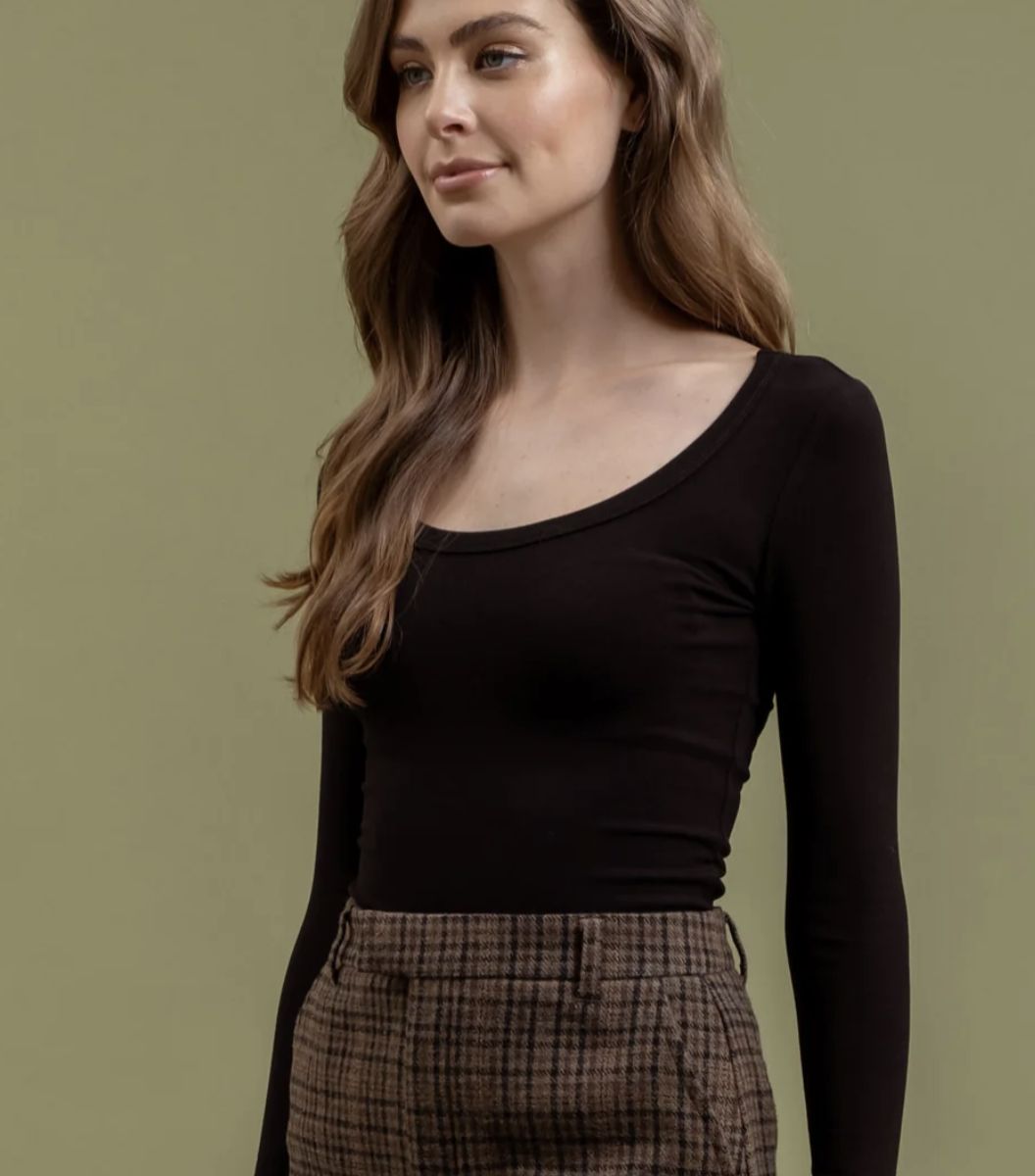 Scoop Neck Long Sleeve, Size: Small, Colour: Black