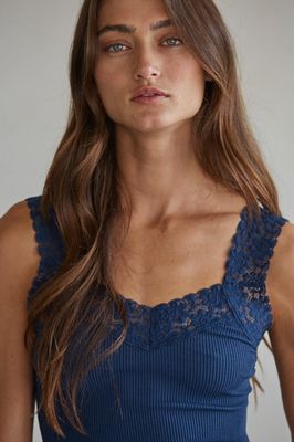 Lace Trim Ribbed Cami