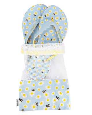 Women's Daisy &amp; Bees Flip Flops &amp; Mesh Bag Set