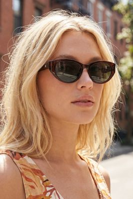 Oval Frame Sunglasses