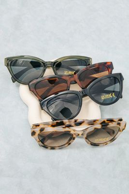 Tortoise Frame Sunglasses