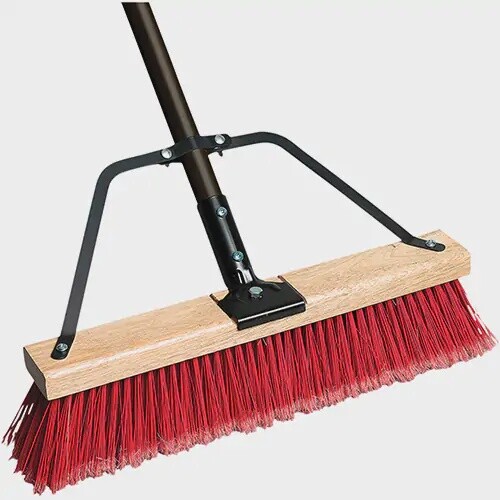 PUSH BROOM RYNO 24&quot; W/ BRACE TAPERED HANDLE MEDIUM BRISTLE