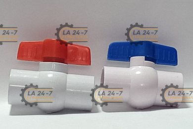 VALVULA PVC ROSCA