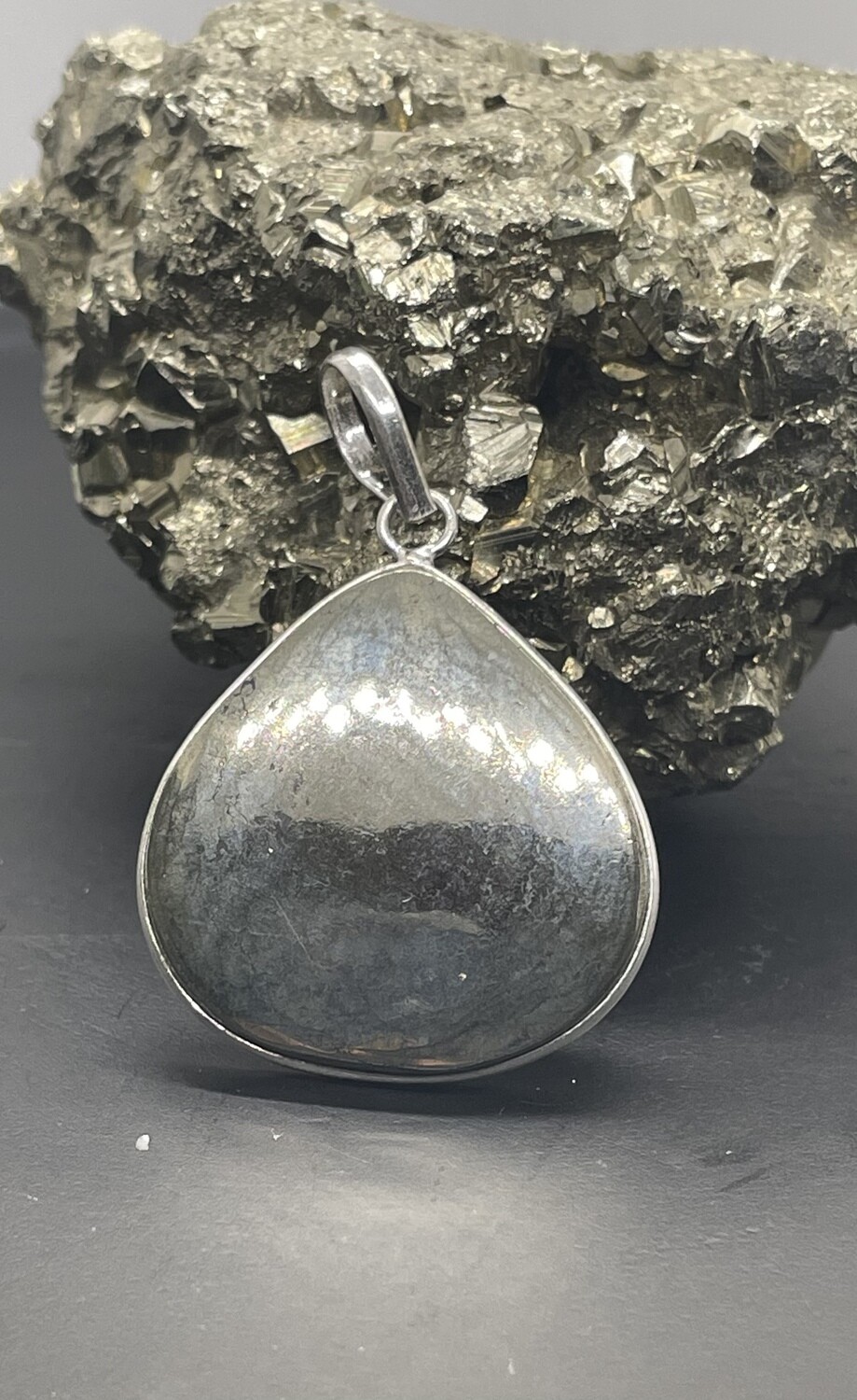 PENDENTIF EN PYRITE
