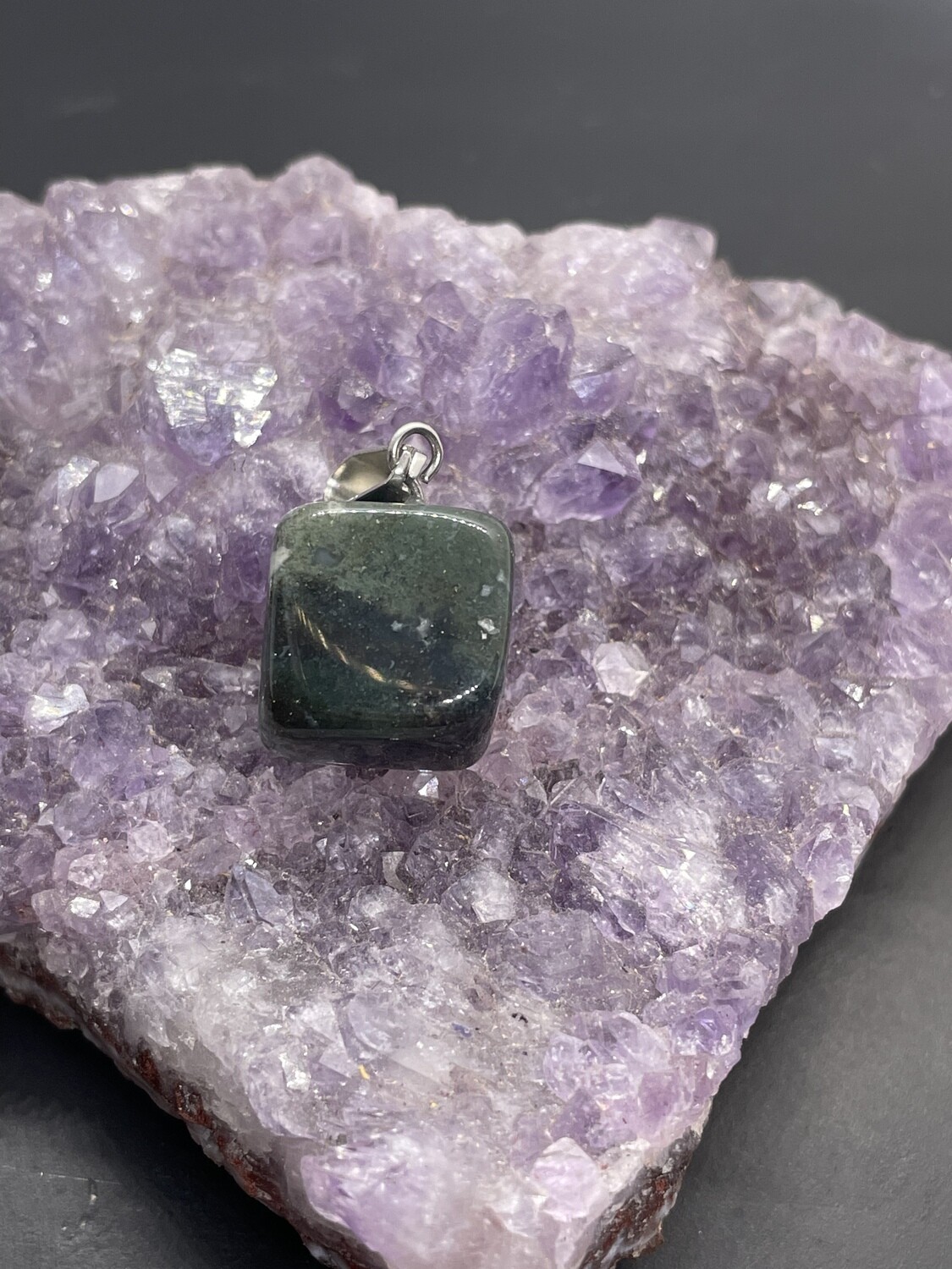 PENDENTIF CUBE