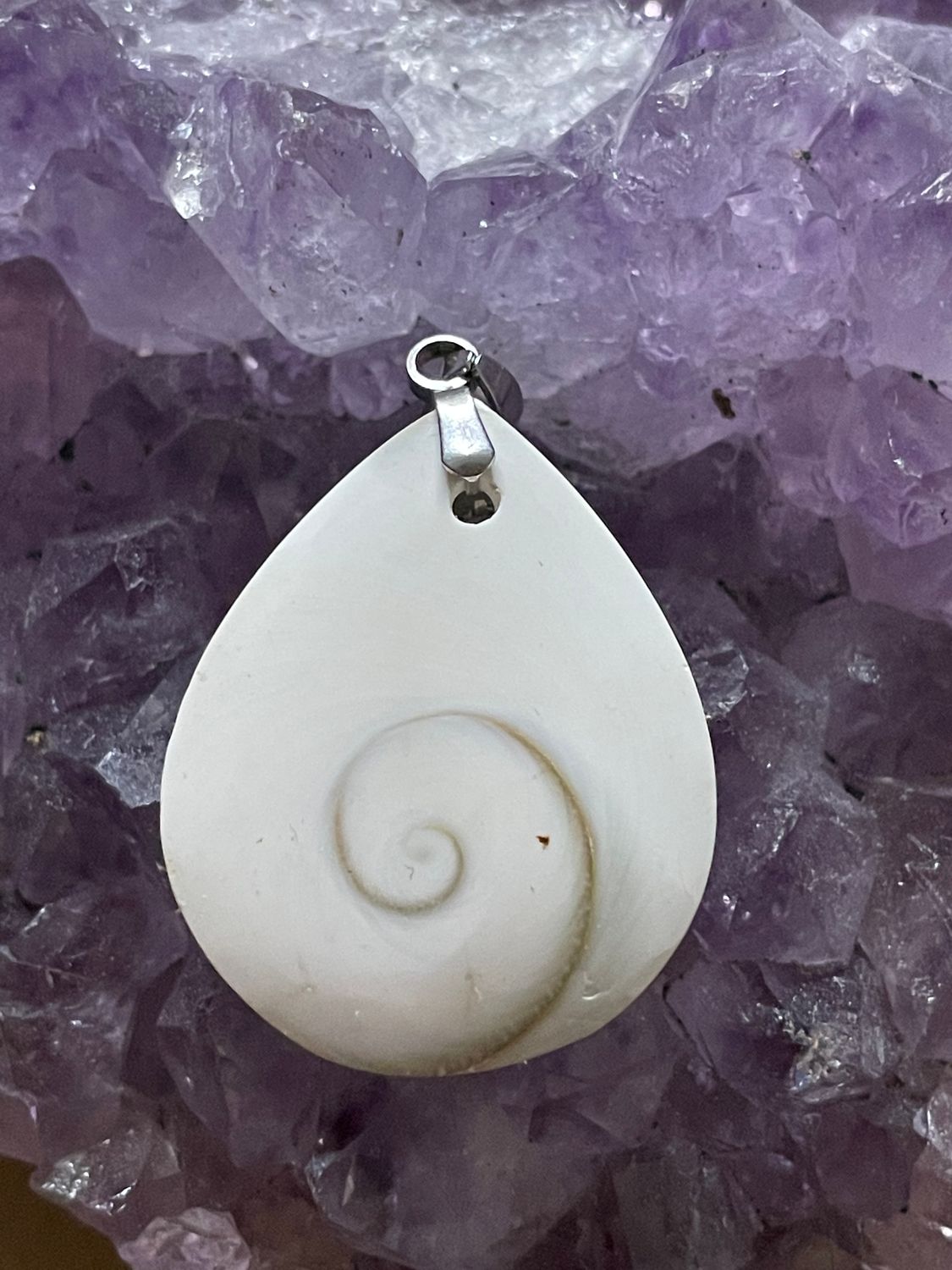 PENDENTIF OEIL DE SAINTE LUCIE