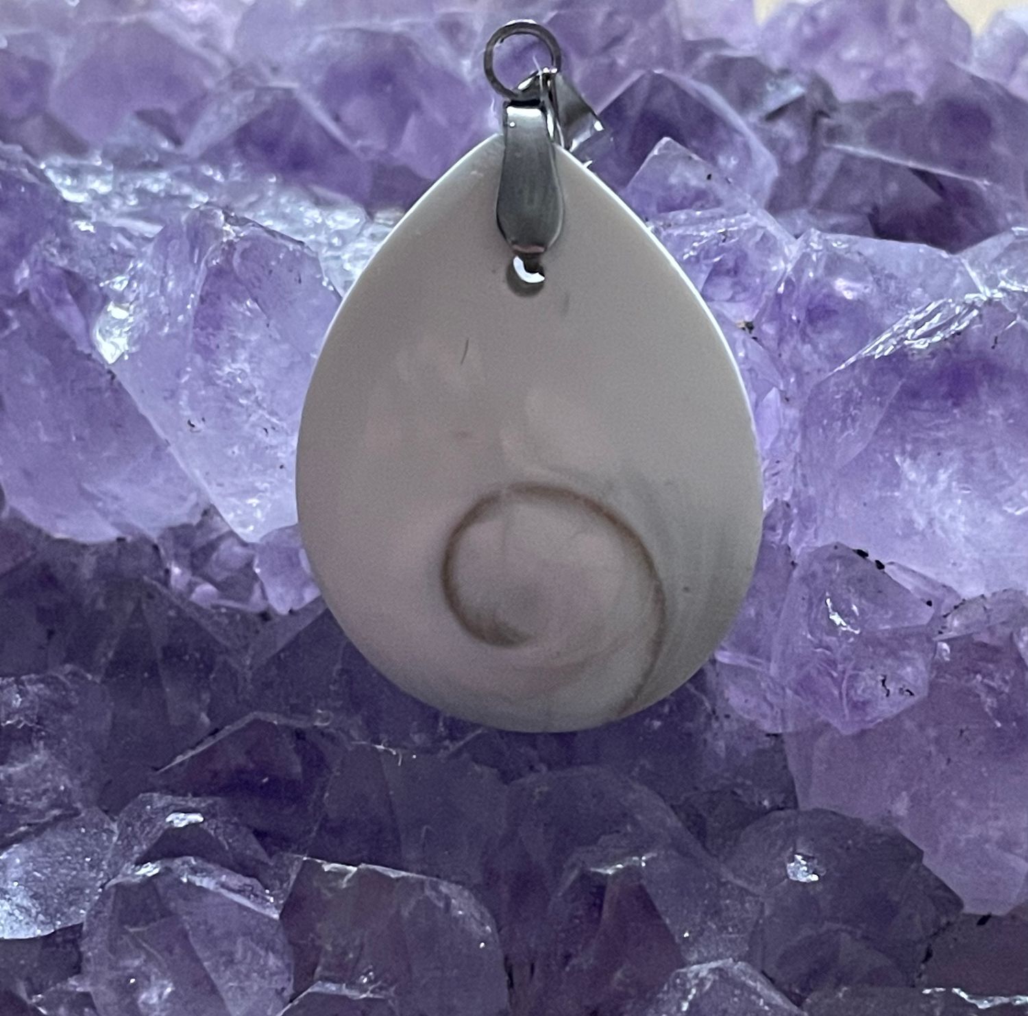 PENDENTIF OEIL DE SAINTE LUCIE