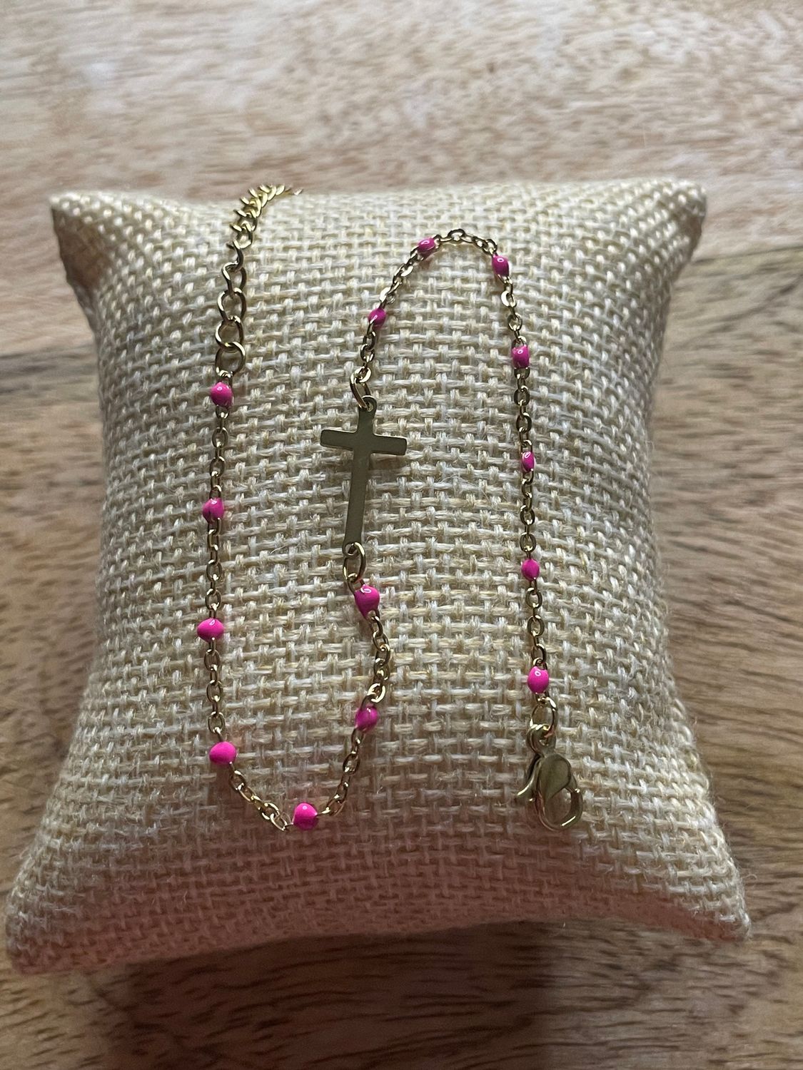 Bracelet Croix Dorée bleue rose
