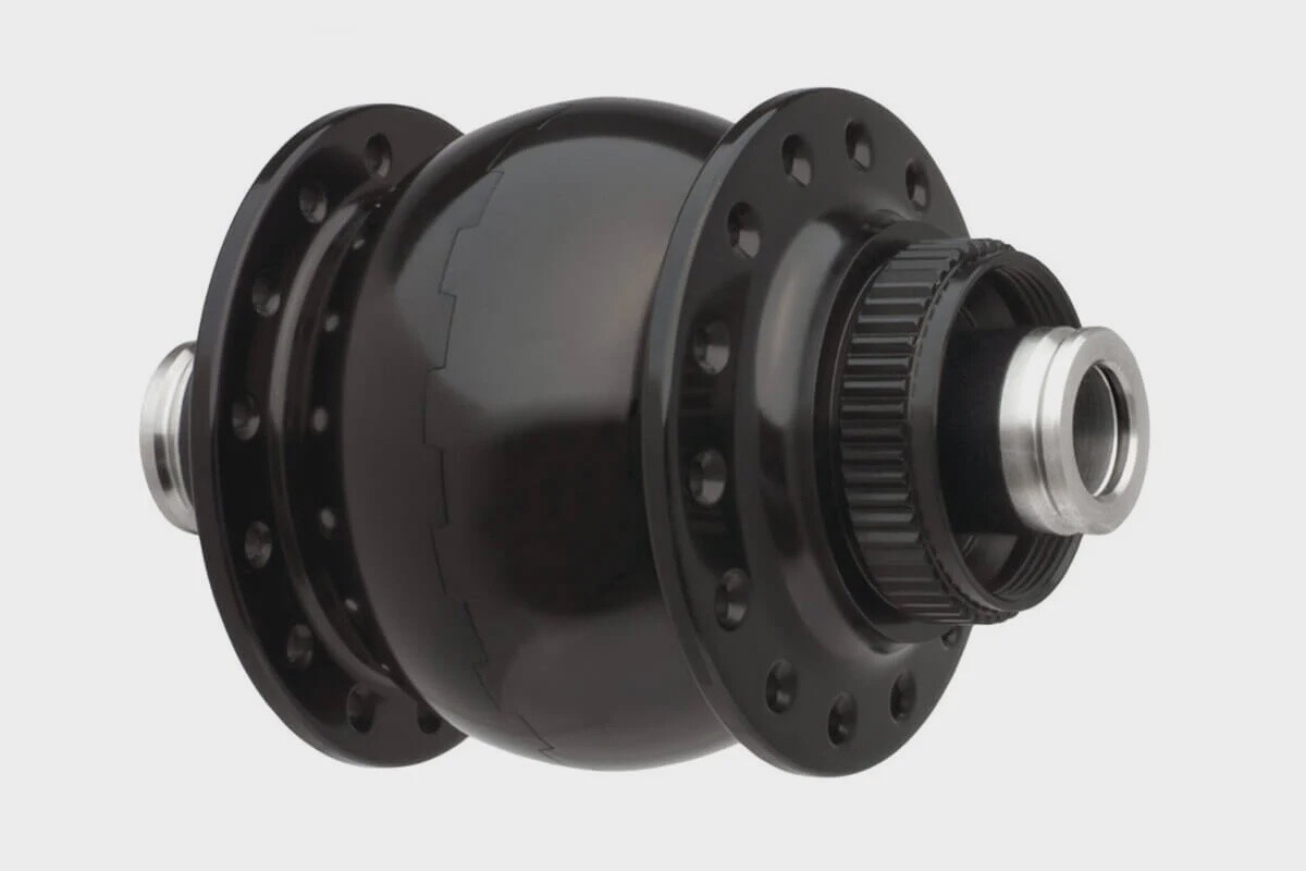 Son 28 12 Centrelock Disc Dynamo front Hub