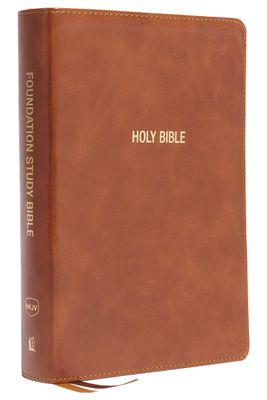 NKJV, Foundation Study Bible, Large Print, Leathersoft, Brown, Red Letter, Comfort Print: Holy Bible