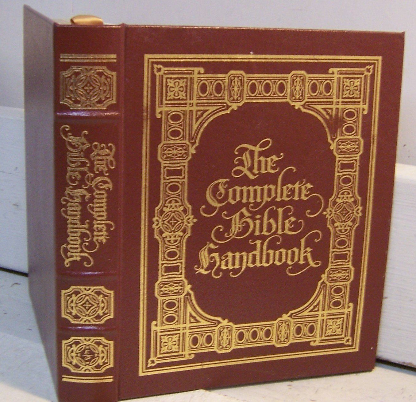 Complete Bible Handbook: An Illustrated Companion...
