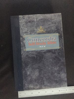 Concordia Self-Study Bible, New International Version..