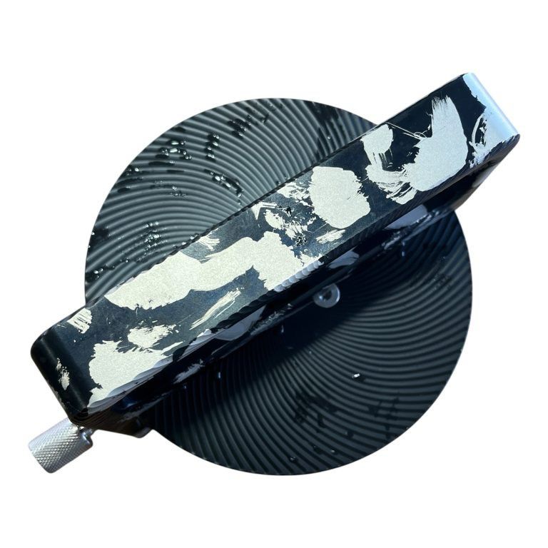 CUSTOM: Anodized Aluminum Reel CUSTOM: Anodized Aluminum Reel