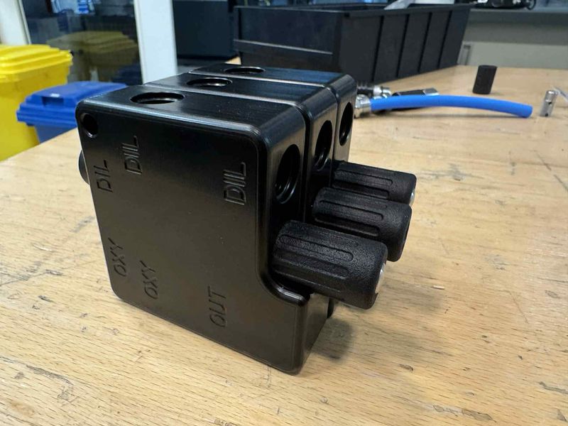 Dual Button Needle Valve MAV Dual Button Needle Valve MAV