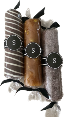 TRIO DE ROLLOS DATIL, CHABACANO Y MAZAPAN CON CHOCOLATE PESAJ