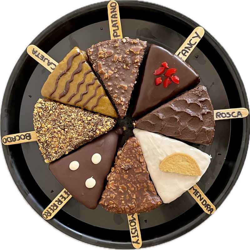 PASTEL RULETA DE DIFERENTES SABORES