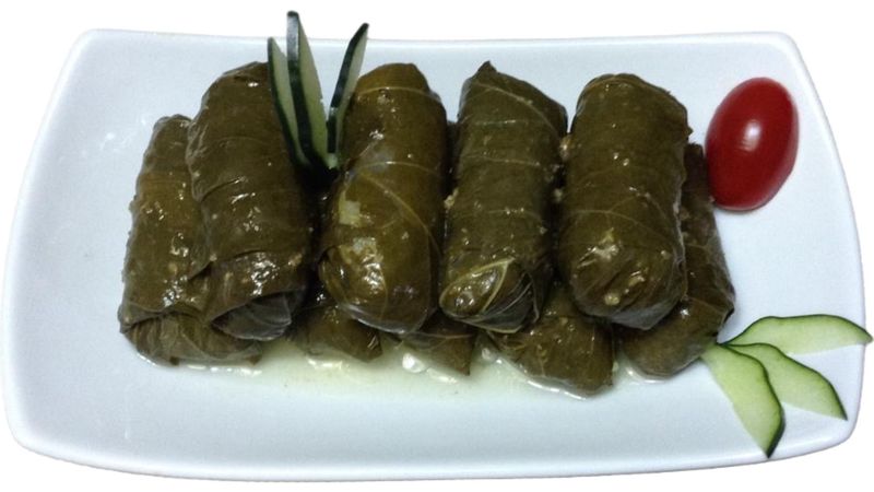 HOJAS DE PARRA COCIDAS DE CARNE