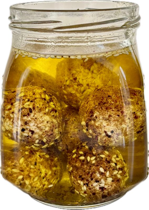 FRASCO DE BOLITAS DE LABNE CON ZAATAR