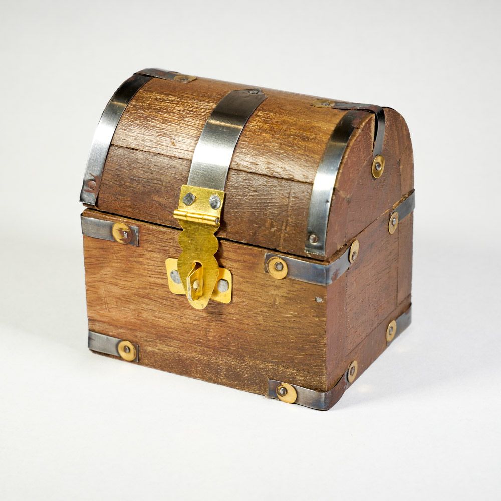 Mini Rustic Wood Treasure Chest (single, with or without mini padlock)
