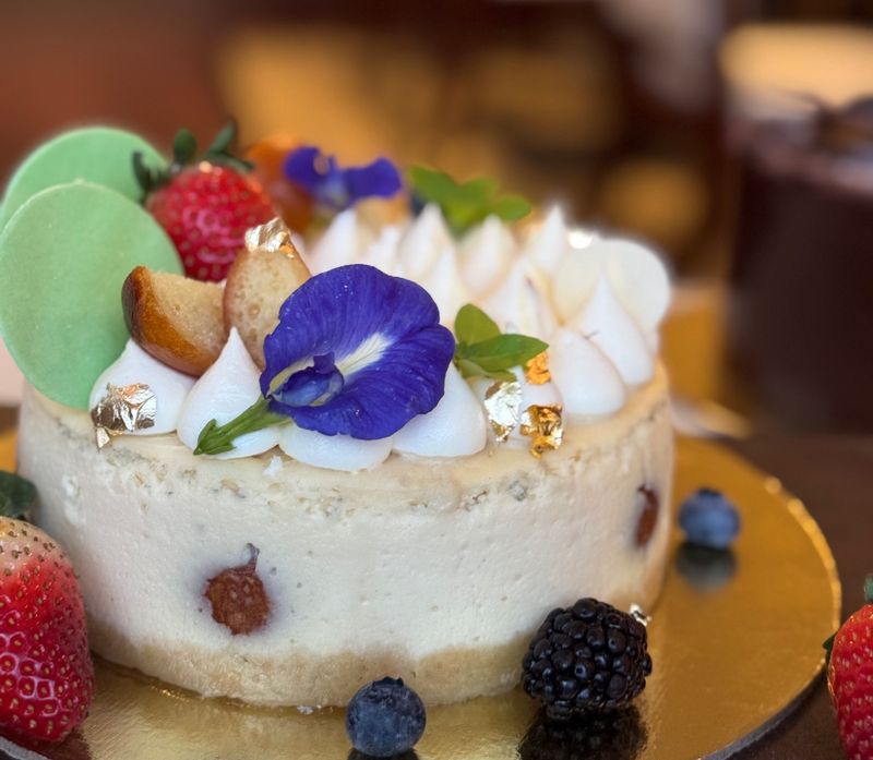 Baked Gulab Jamun Saffron Cheesecake