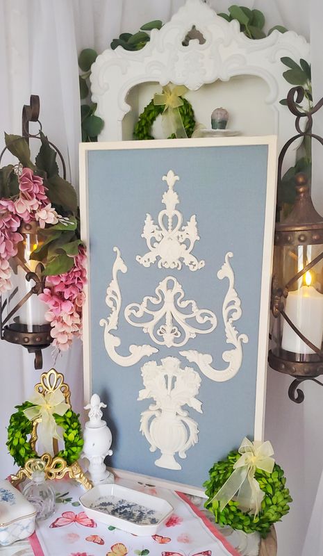 Grand Vintage Wall Art Frame