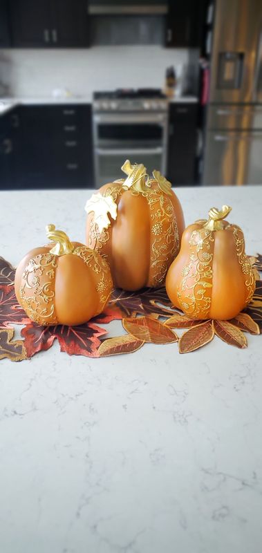 Elegant Gold Scroll Pumpkin 3pc Set