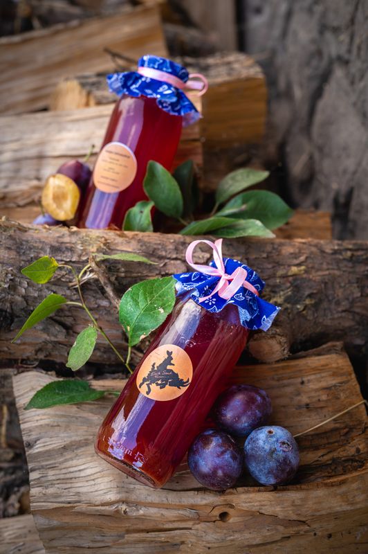 Fahéjas Szilvaszörp