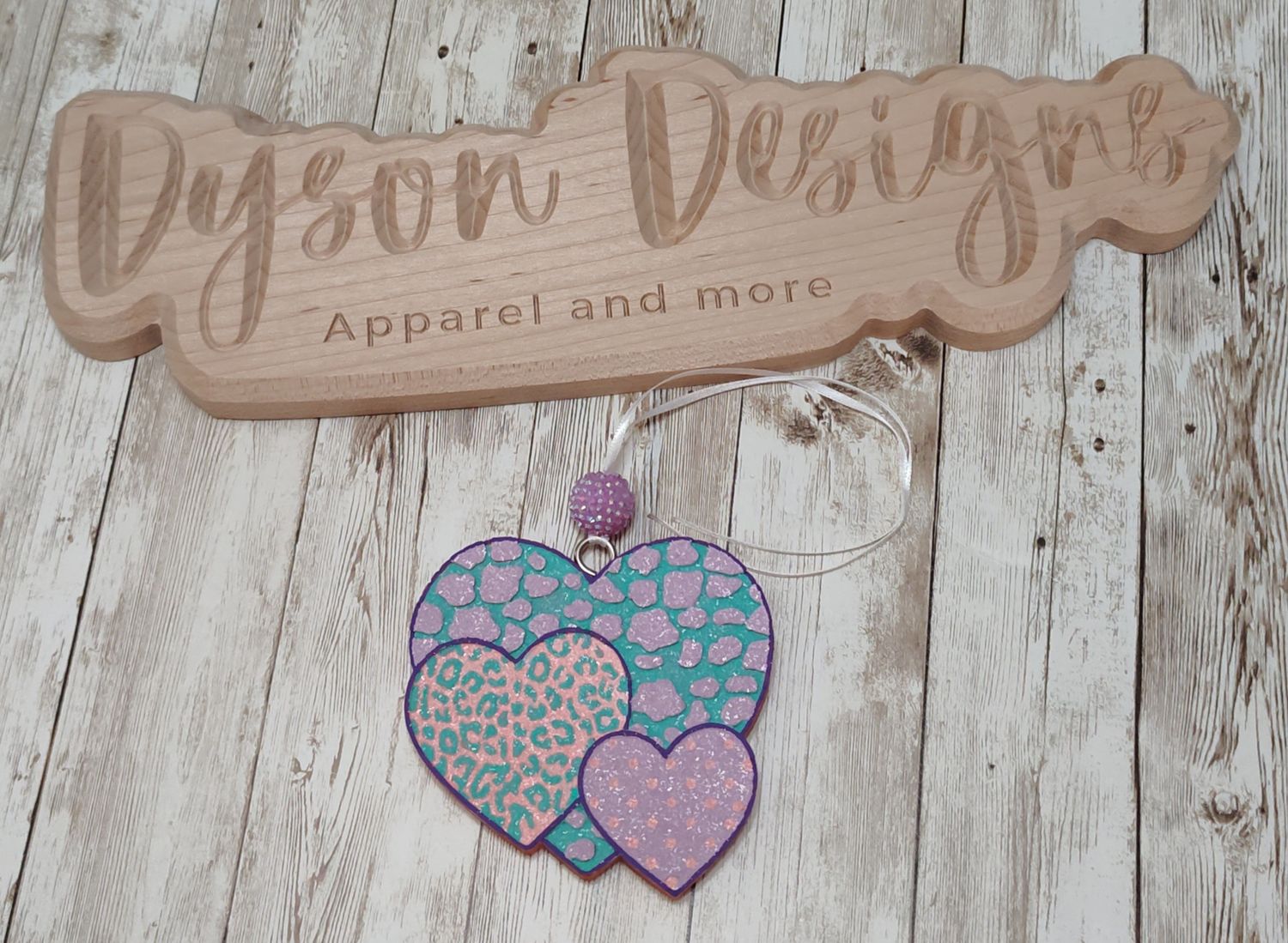 Triple heart - Create your custom (7-14 business day TAT)