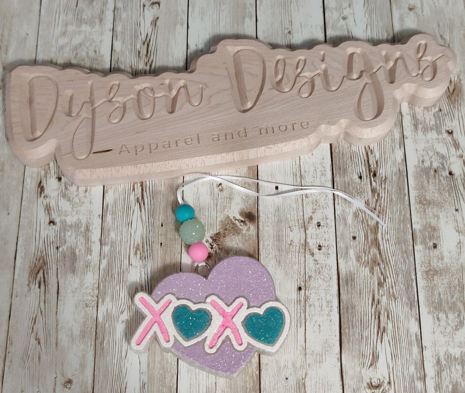 Heart with XOXO - Create your custom (7-14 business day TAT)