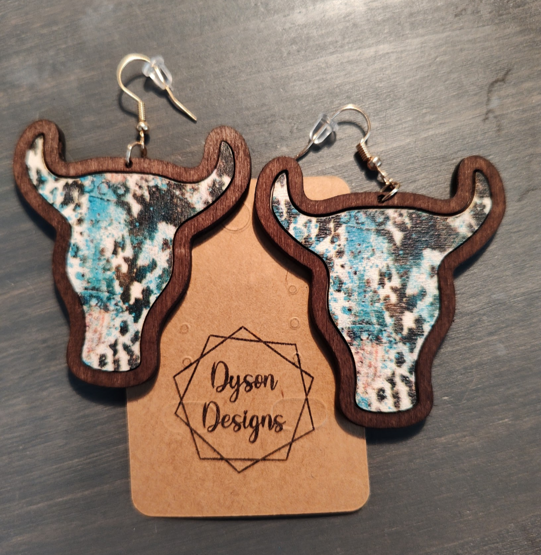 Blue/cow print bull