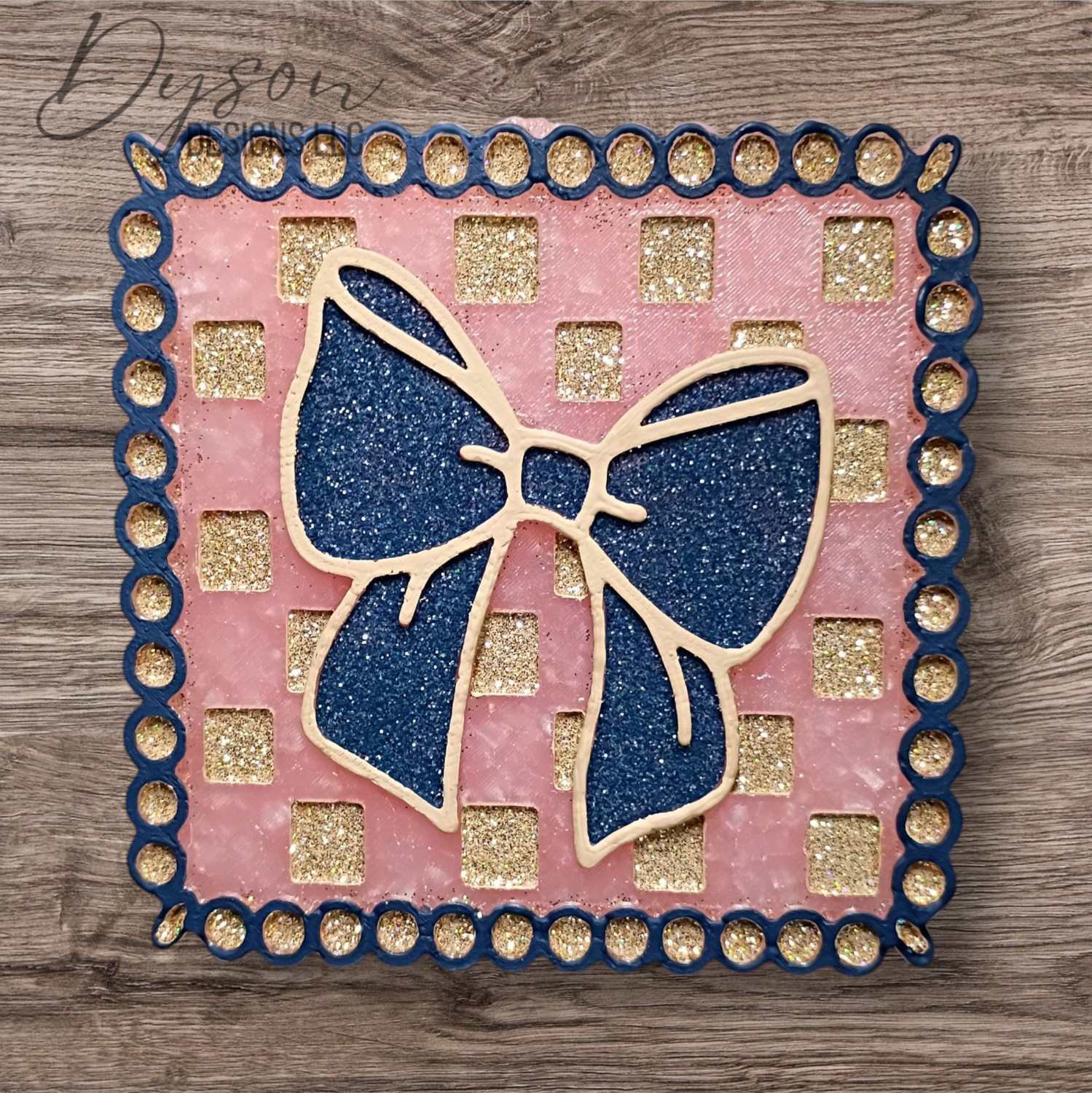 Checkered square with bow - Create your custom (7-14 business day TAT)