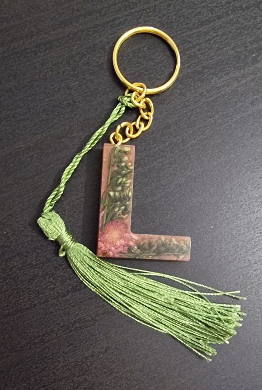 L keychain