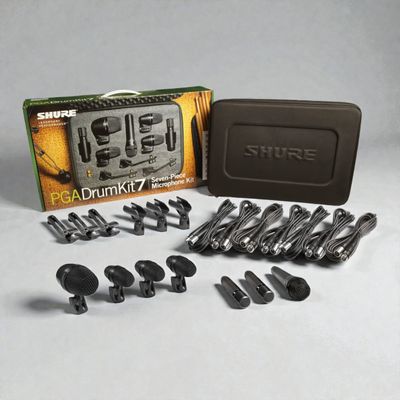 Shure PGADrumKit7, Microphone Set untuk Drum, Kabel