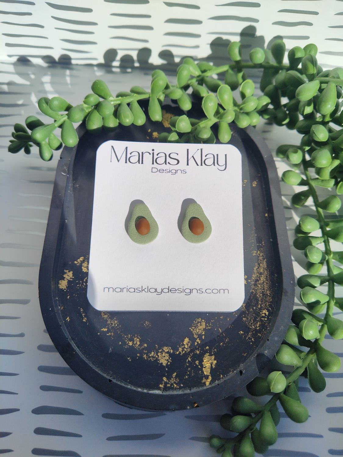 Avocado Stud
