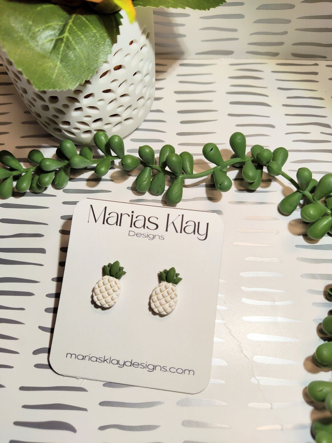Pineapple Studs