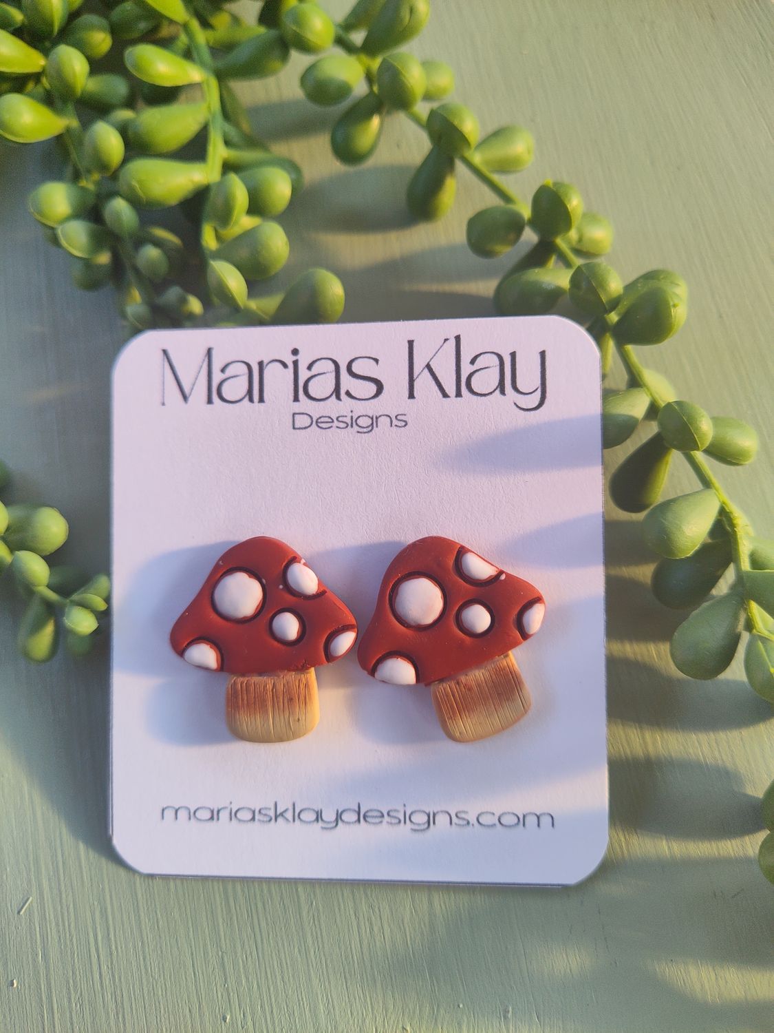 Mushroom Stud