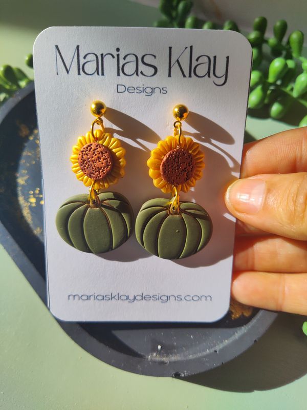 Green Pumpkin Dangle Gold
