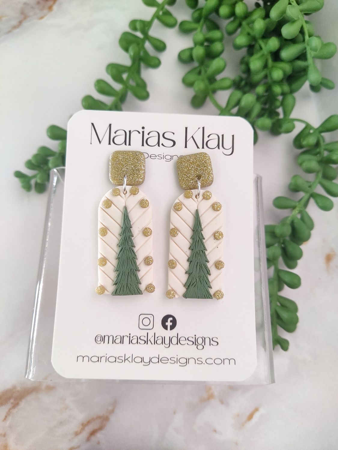 Christmas tree dangle