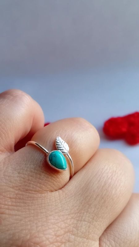 Anillo hojita y Turquesa.